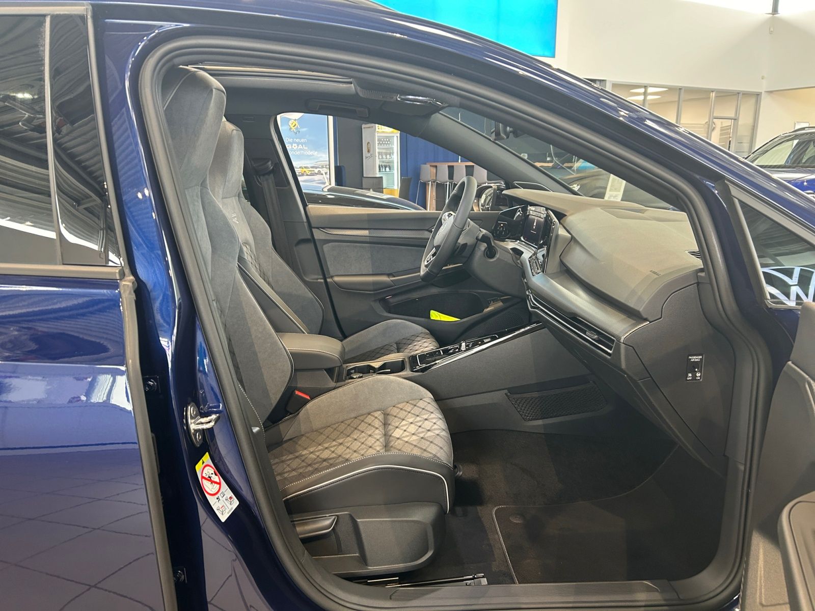 Volkswagen Golf Variant R-Line 2.0 l TSI DSG Rückfahrk Navi foto 3