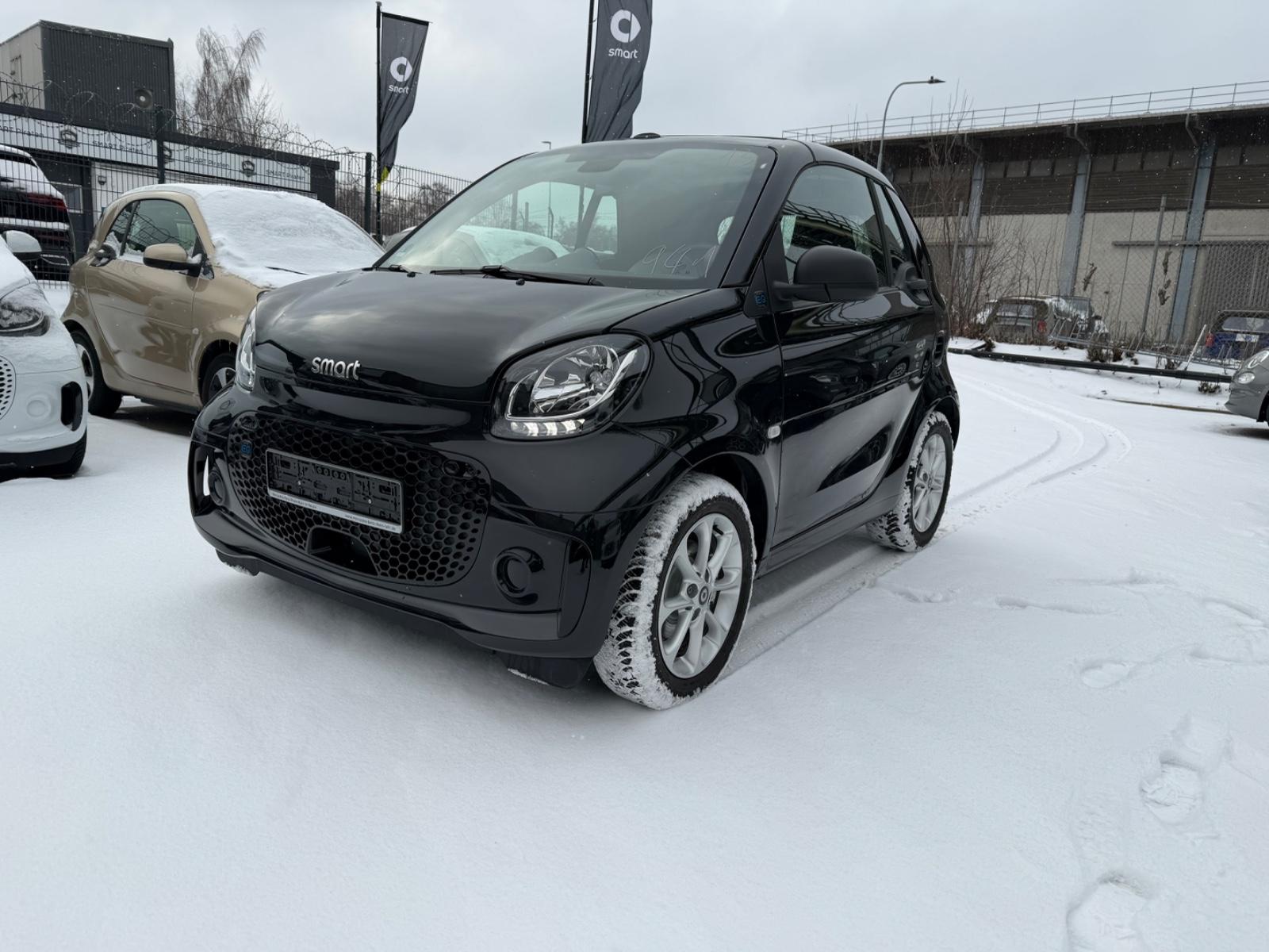 Smart ForTwo fortwo cabrio electric drive / EQ 2100KM!
