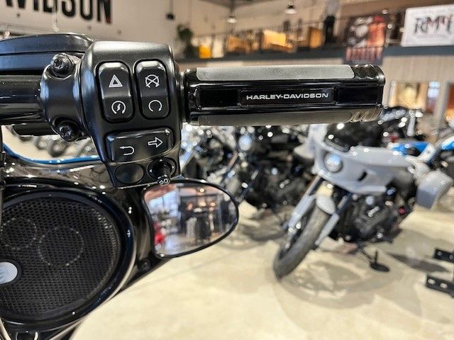 Fahrzeugabbildung Harley-Davidson FLHXST*FAST JOHNNIE*ÖHLINS*STREET GLIDE ST*117