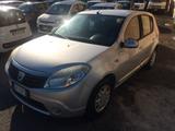 Dacia 2009 Dacia Sandero 1.4 8V GPL tagliandata !! - Dacia Sandero mit LPG-Antrieb: 1.4