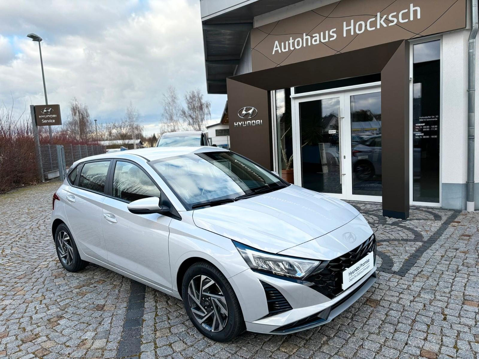 Hyundai i20 Trend 100PS *NAVI*KAM*SZHZ*LRHZ*