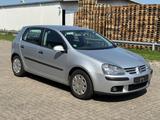 Volkswagen Golf V Lim. *MOTORSCHADEN* 1.6 FSI Klima*AHK - Volkswagen: Motors