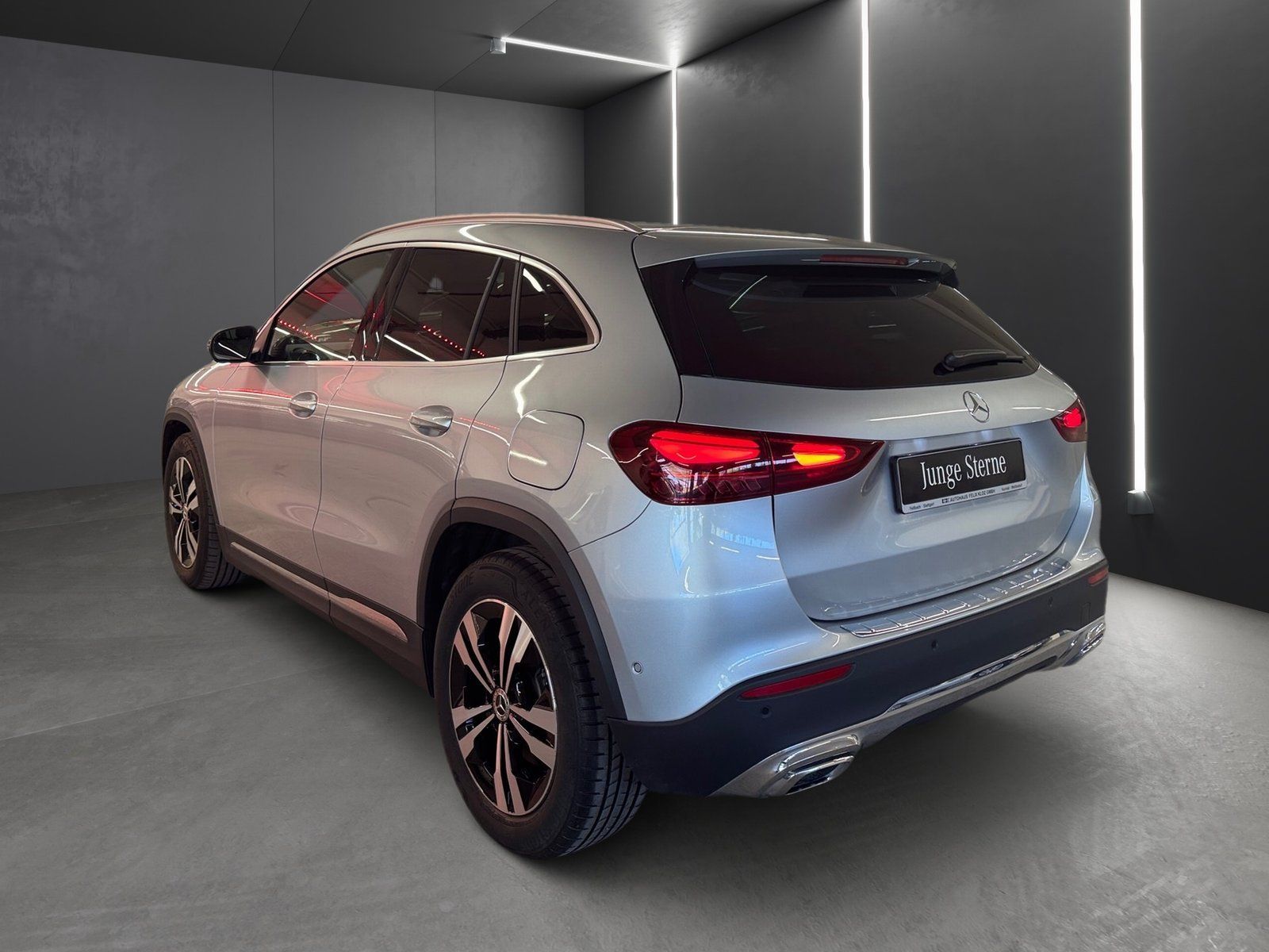 Fahrzeugabbildung Mercedes-Benz GLA 220 d 4M PRogressive*AHK*Totwinkel*Multibeam