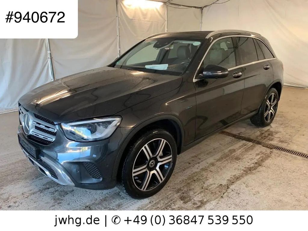 Image of Mercedes-Benz GLC 300