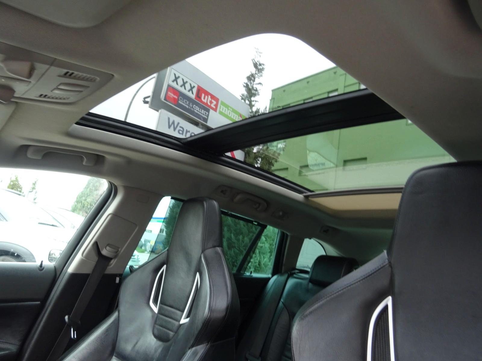 Opel Insignia 2011 — photo 17