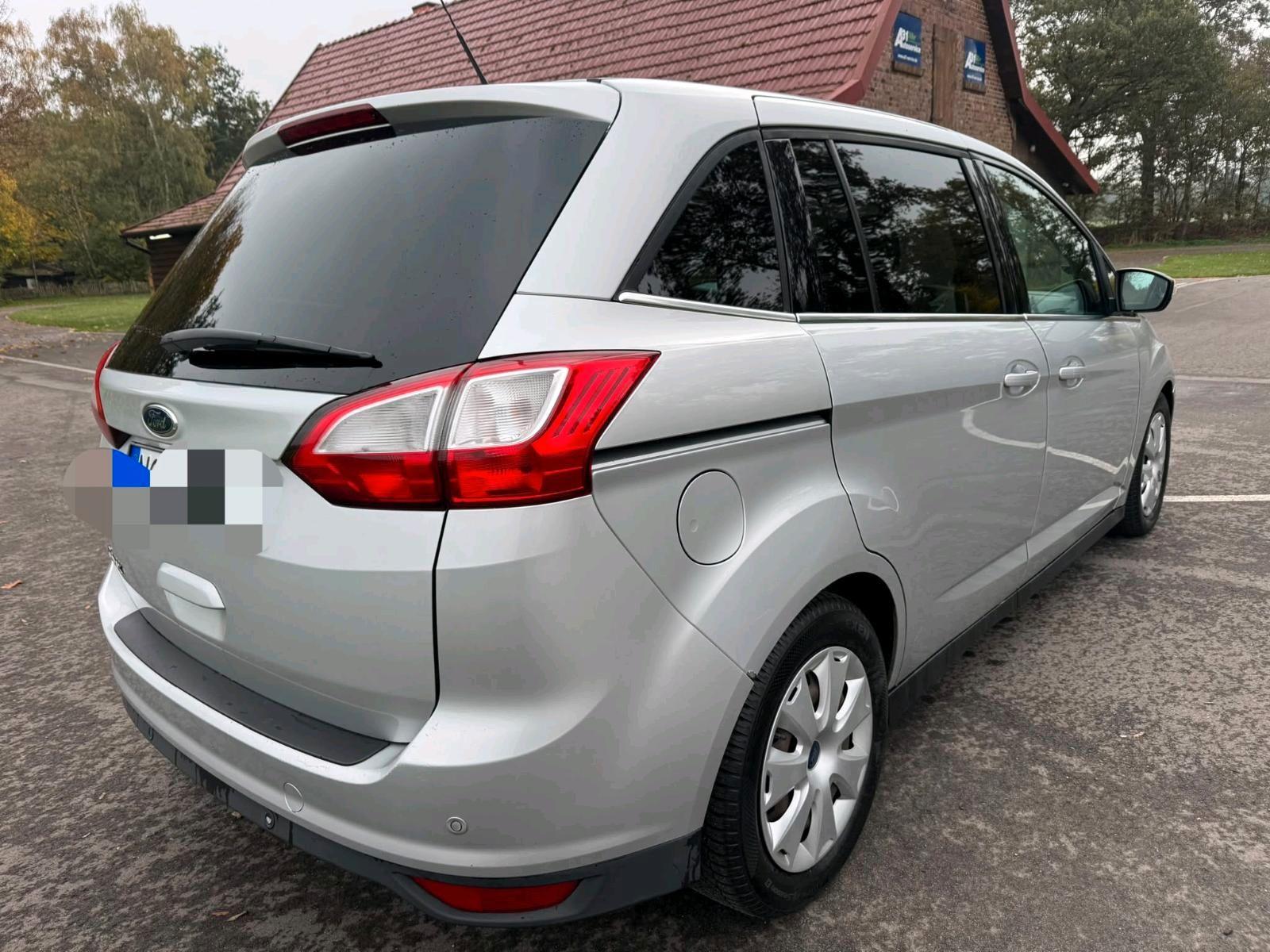 Ford Grand C-MAX 2012 — engine 140 HP (103kW)