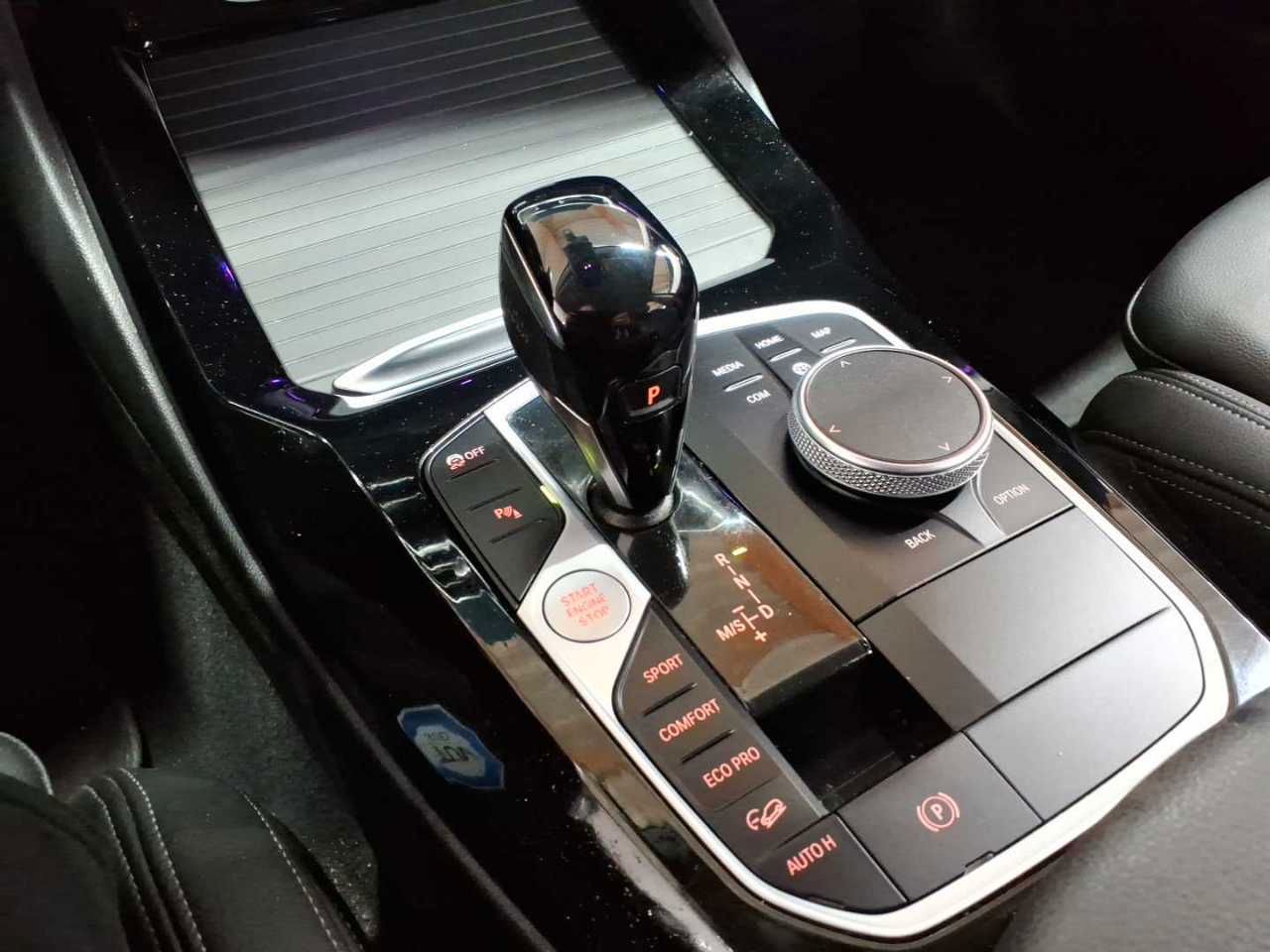 BMW X3 xDrive20d Aut. Navi Leder AHK LED SHZ foto 16