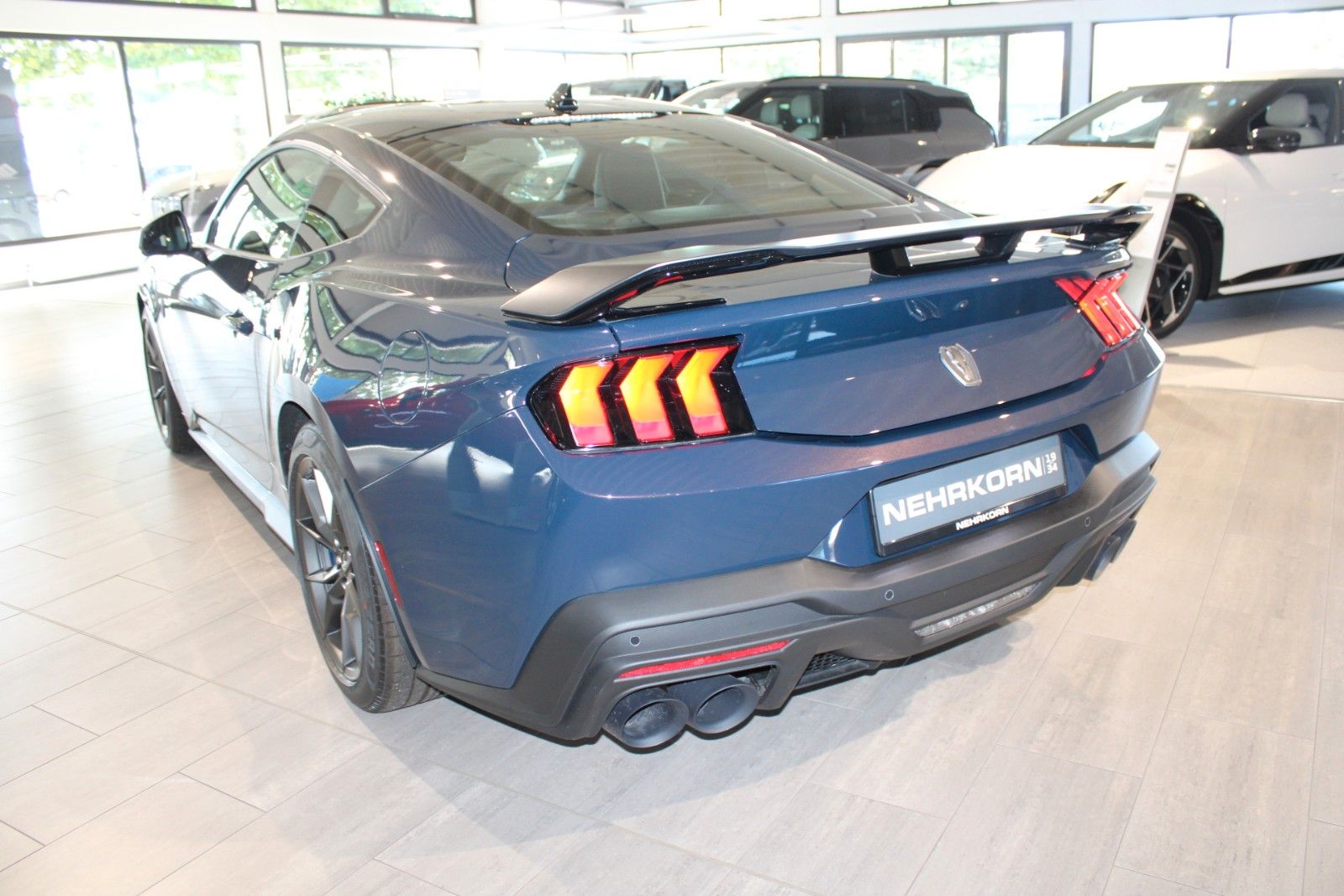 Fahrzeugabbildung Ford Mustang 5.0 Ti-VCT V8 Dark Horse AUTOMATIK