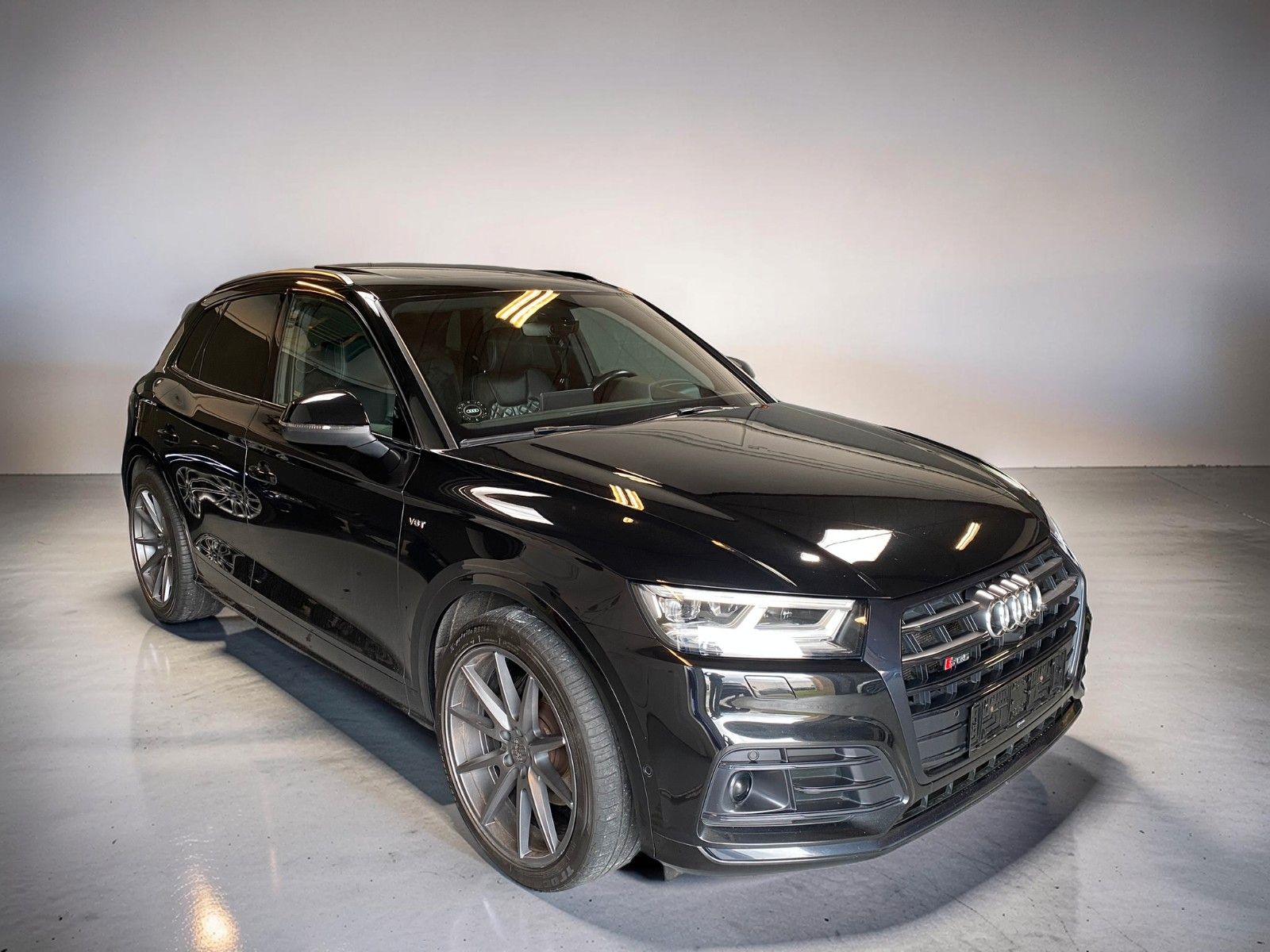 AUDI SQ5 3.0 TFSI*B&amp;O*Head Up*Aux heat*Pano*Trailer