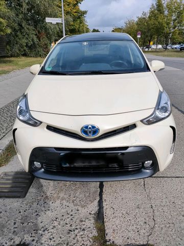 Toyota Prius plus