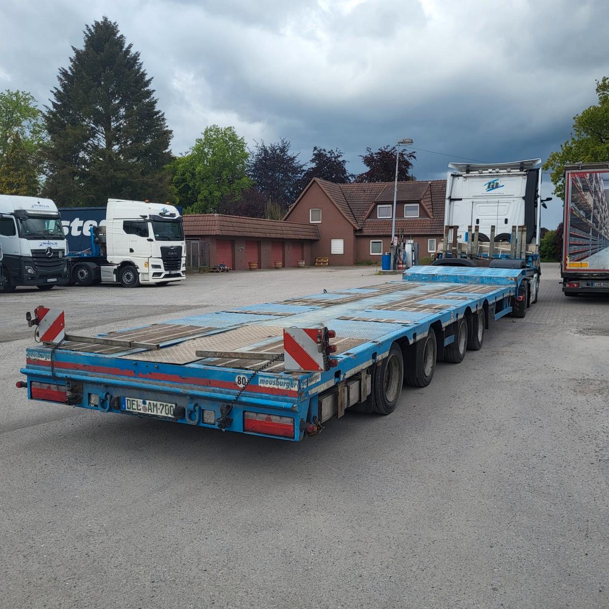 Meusburger MTS-4 Tieflader Semi 4 Achsen 2015 2 x vorhanden