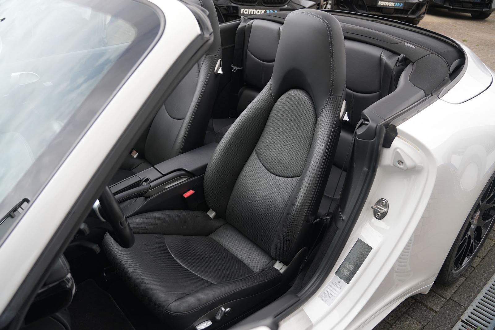 Porsche 911 997 Carrera 4 GTS Cabriolet VOLL