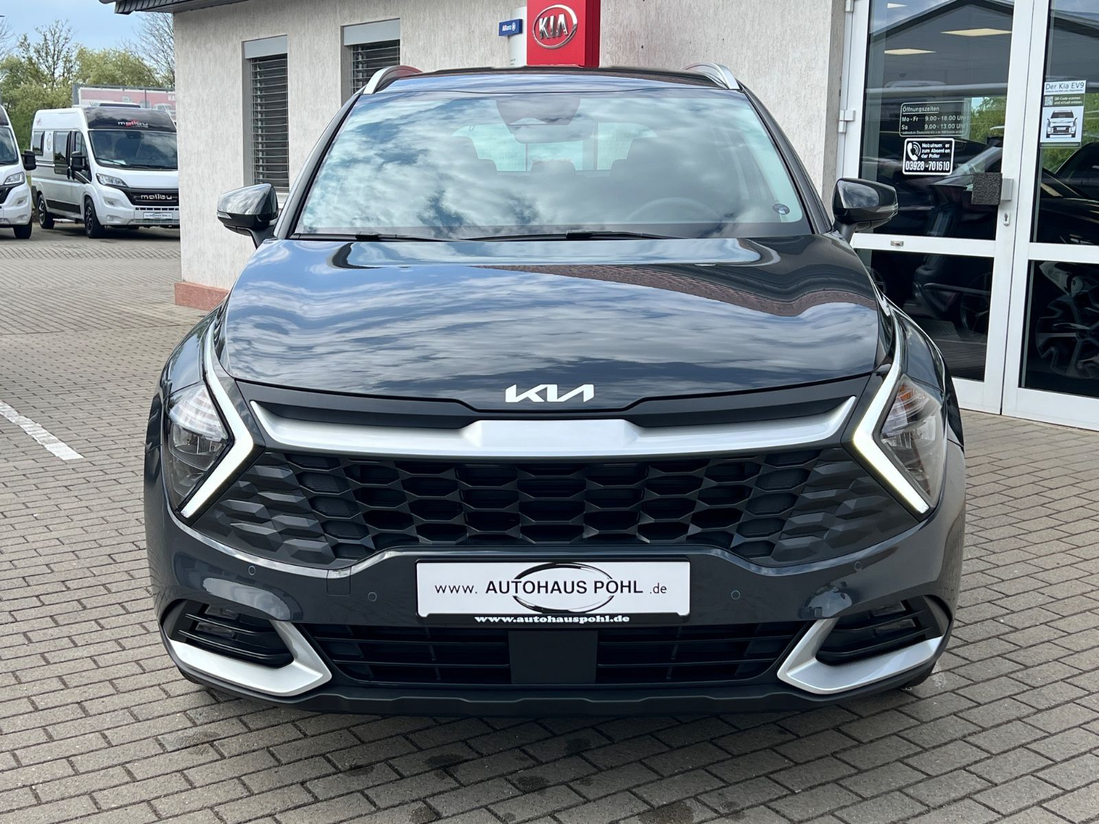 Fahrzeugabbildung Kia SPORTAGE 1.6T 48V 2WD DCT ULTIMATE EDITION
