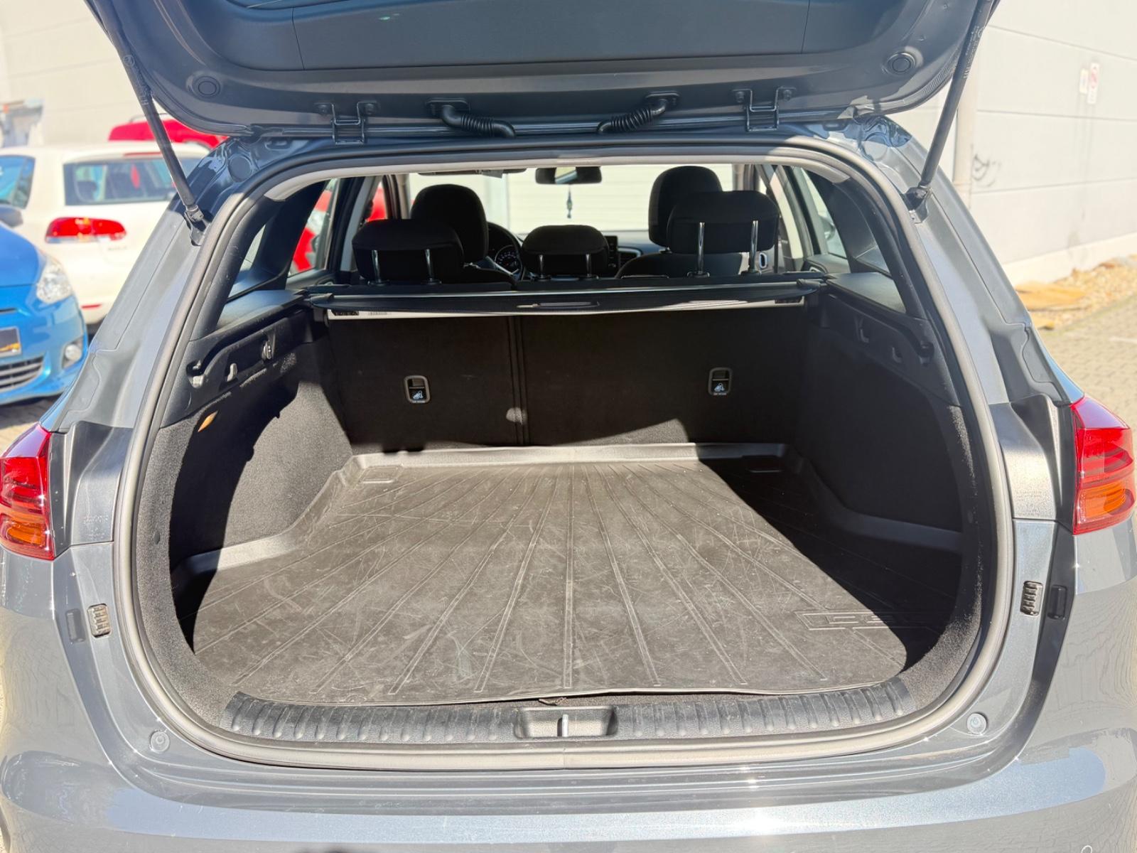 Kia ANDERE Ceed Sportswagon Edition 7