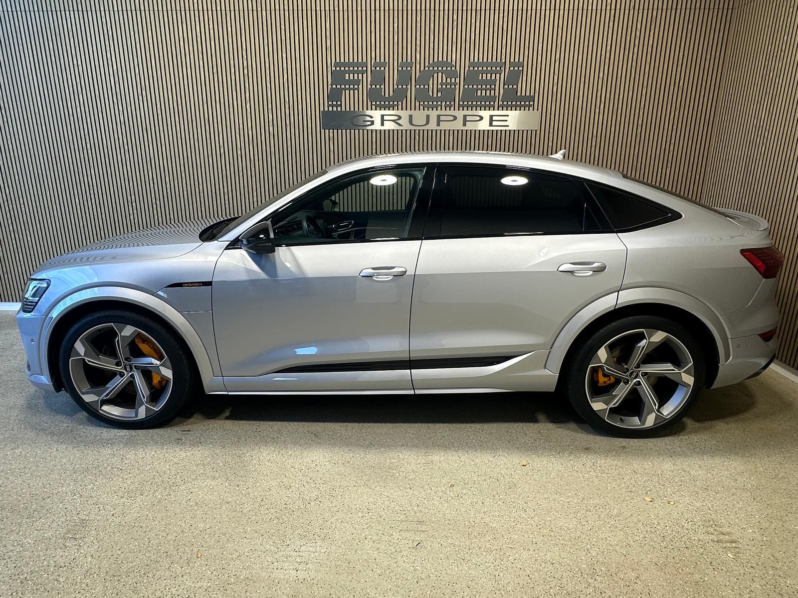 Audi e-tron Sportback S quattro 95 kWh B&O HuD 22 Z foto 4