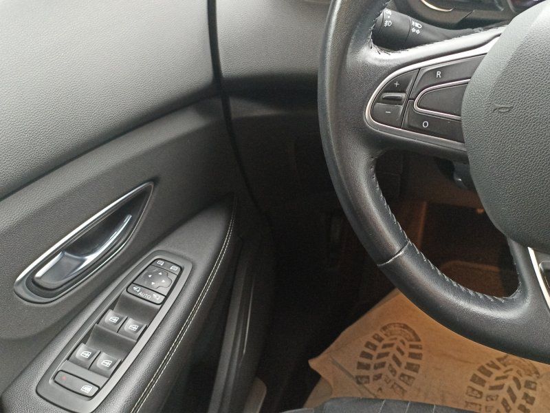 Fahrzeugabbildung Renault Scenic IV  Limited Aut  NAVI+KAMERA+SMART-LINK+2