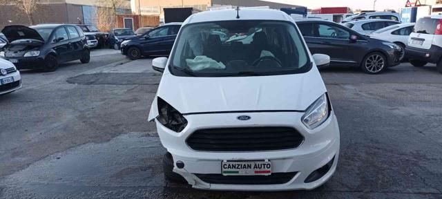 Ford FORD Tourneo Courier 1.5 TDCI 5 POSTI INCIDENTAT