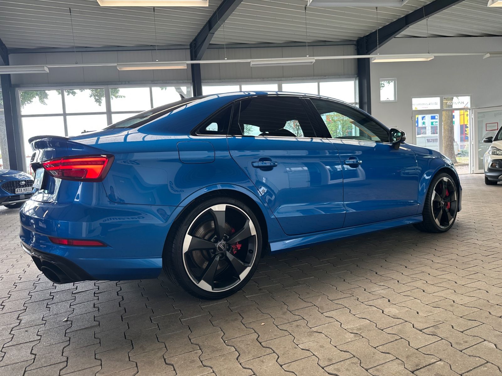Audi RS 3 Lim. 2.5 TFSI quattro,RFK,B&O,KAMERA,GARANT foto 10
