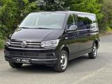 Volkswagen T6 Caravelle DSG Lang 4Motion ACC - Volkswagen: Caravelle 4motion