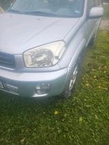 Toyota rav 4 - gebrauchte Toyota RAV 4 aus dem Jahr 2003