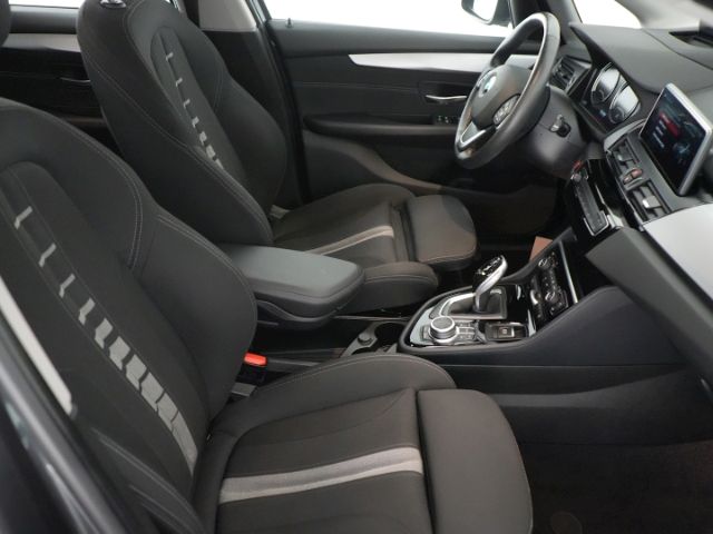 218 Active Tourer ADVANTAGE TDI AT+LED+NAVI+HEAD