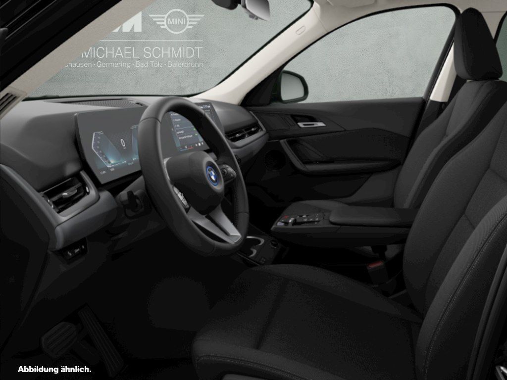 BMW iX1 - Bild 3