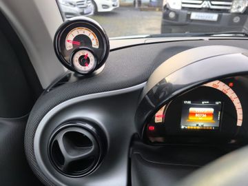 Bild 13 Smart fortwo coupe prime Automatik CarPlay Allwetter