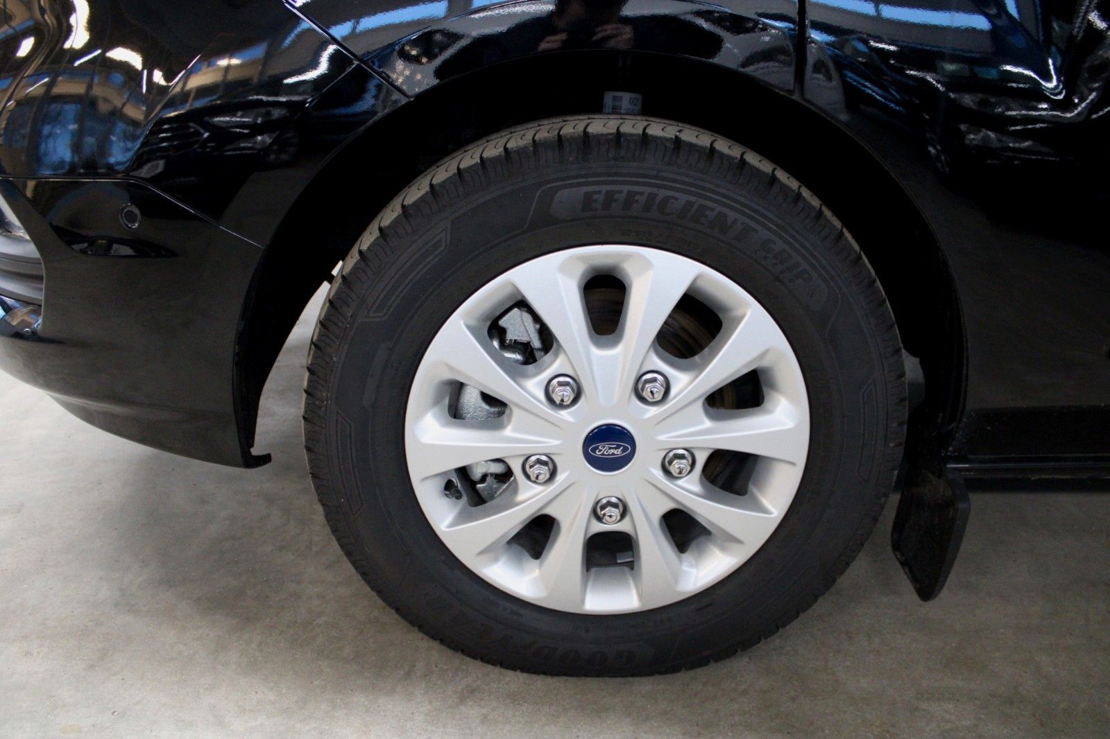 Fahrzeugabbildung Bürstner Ford COPA L2 Aufstelldach AHK Markise WC