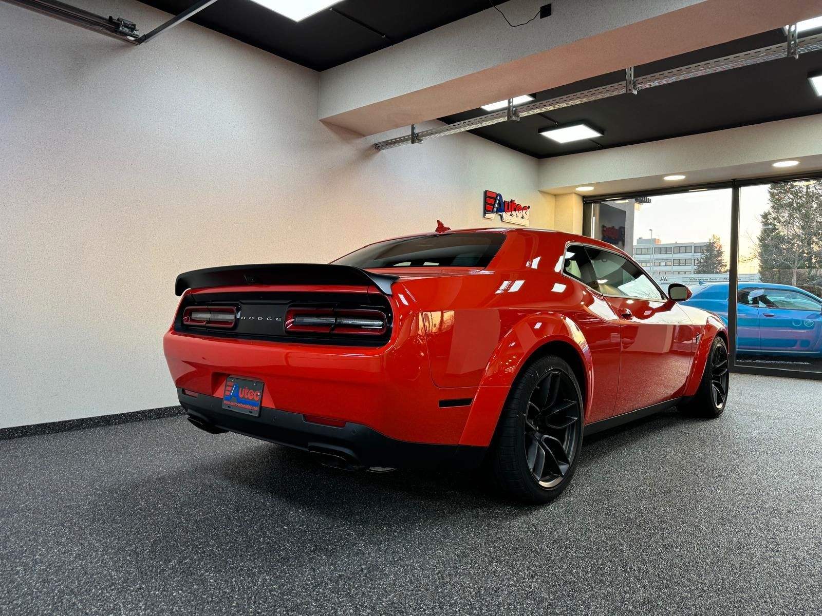 Fahrzeugabbildung Dodge SRT HELLCAT JAILBREAK -LAST CALL-YELLOW CALIPERS