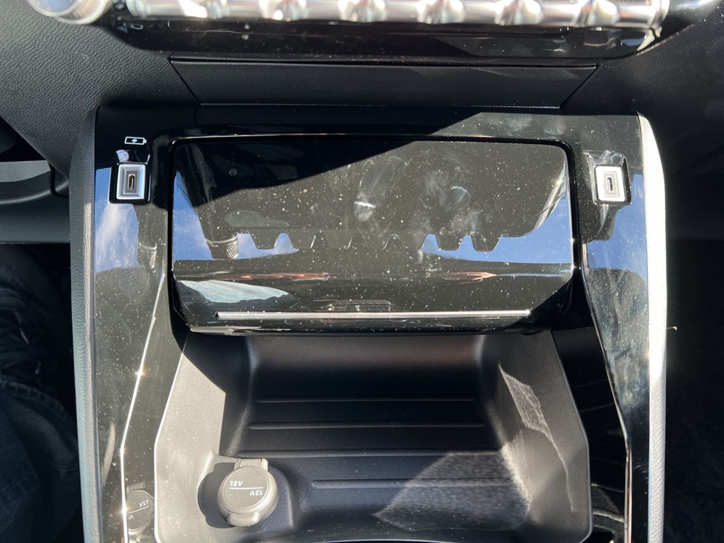 Peugeot e-208 - Bild 23