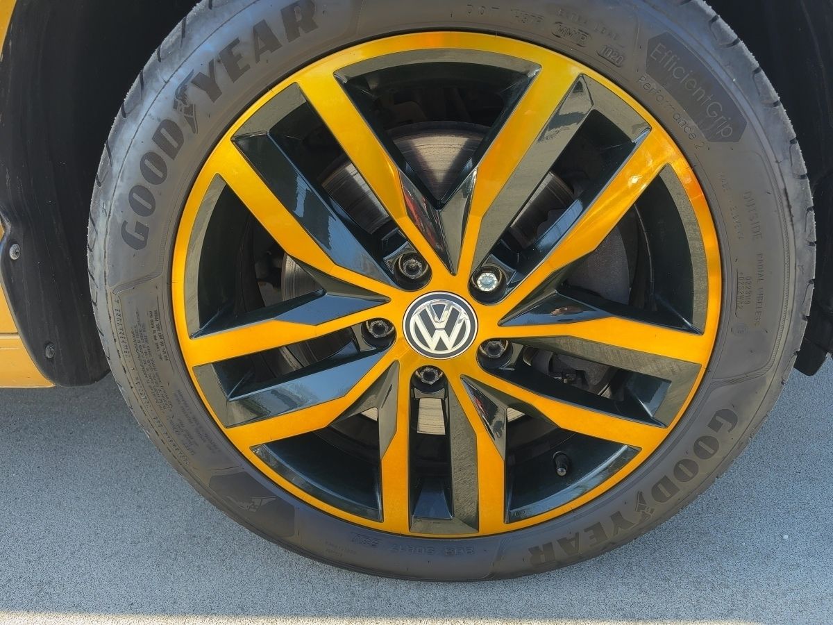 Fahrzeugabbildung Volkswagen Caddy Highline 2.0 TDI DSG Navi Kamera