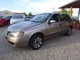 Nissan Almera 1.5 acenta plus - Nissan Almera: Acenta Plus