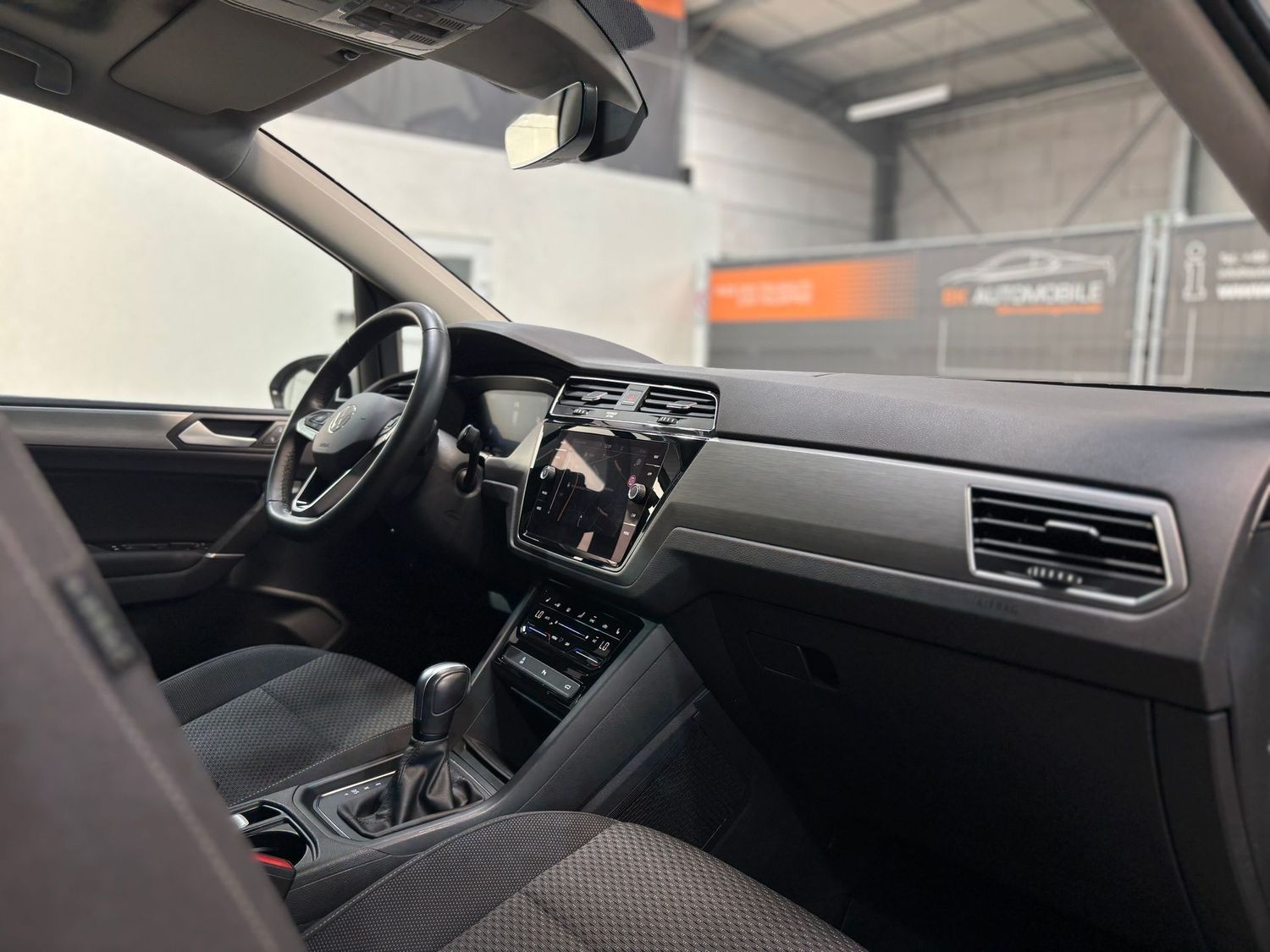 Fahrzeugabbildung Volkswagen Touran 1.5TSI 7Sitze#LED#Pano#Virtual#Kamera#ACC