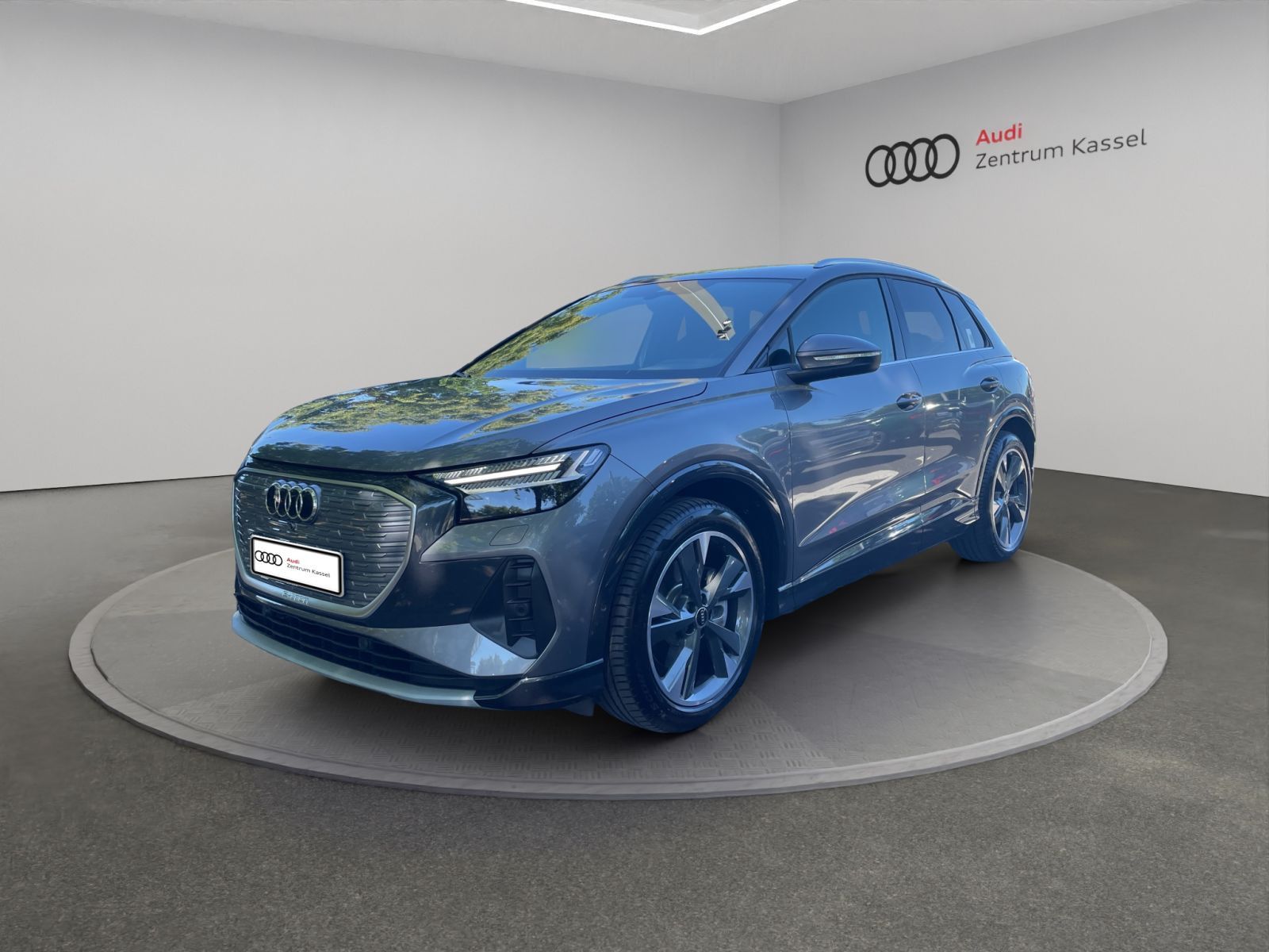 Audi Q4 50 e-tron quattro Matrix Kamera Standklima imagem 2
