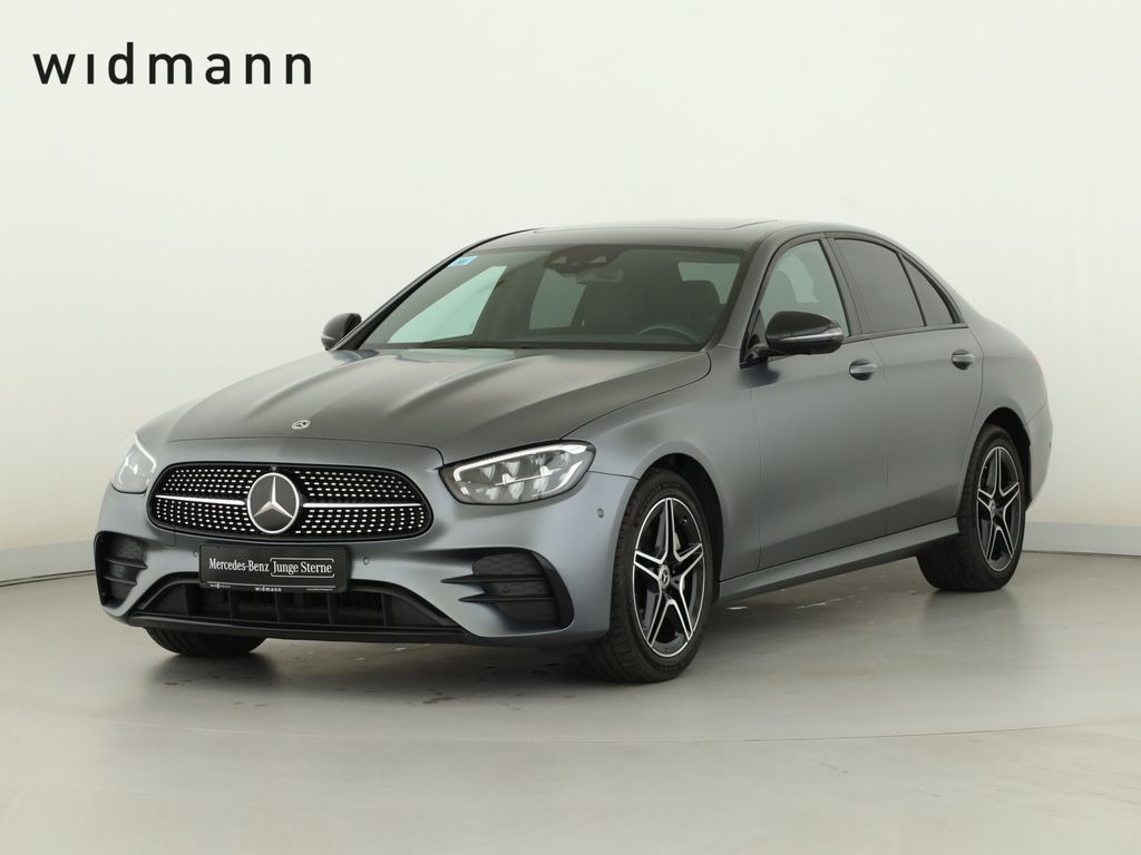 Image of Mercedes-Benz E 300