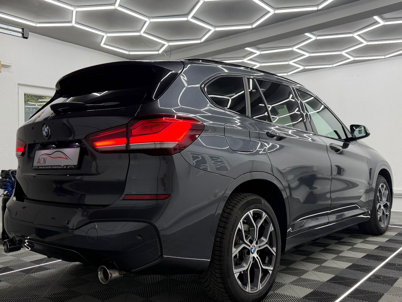 Fahrzeugabbildung BMW X1 sDrive 20 d M SPORT/KAM/LED/PANO/ACC