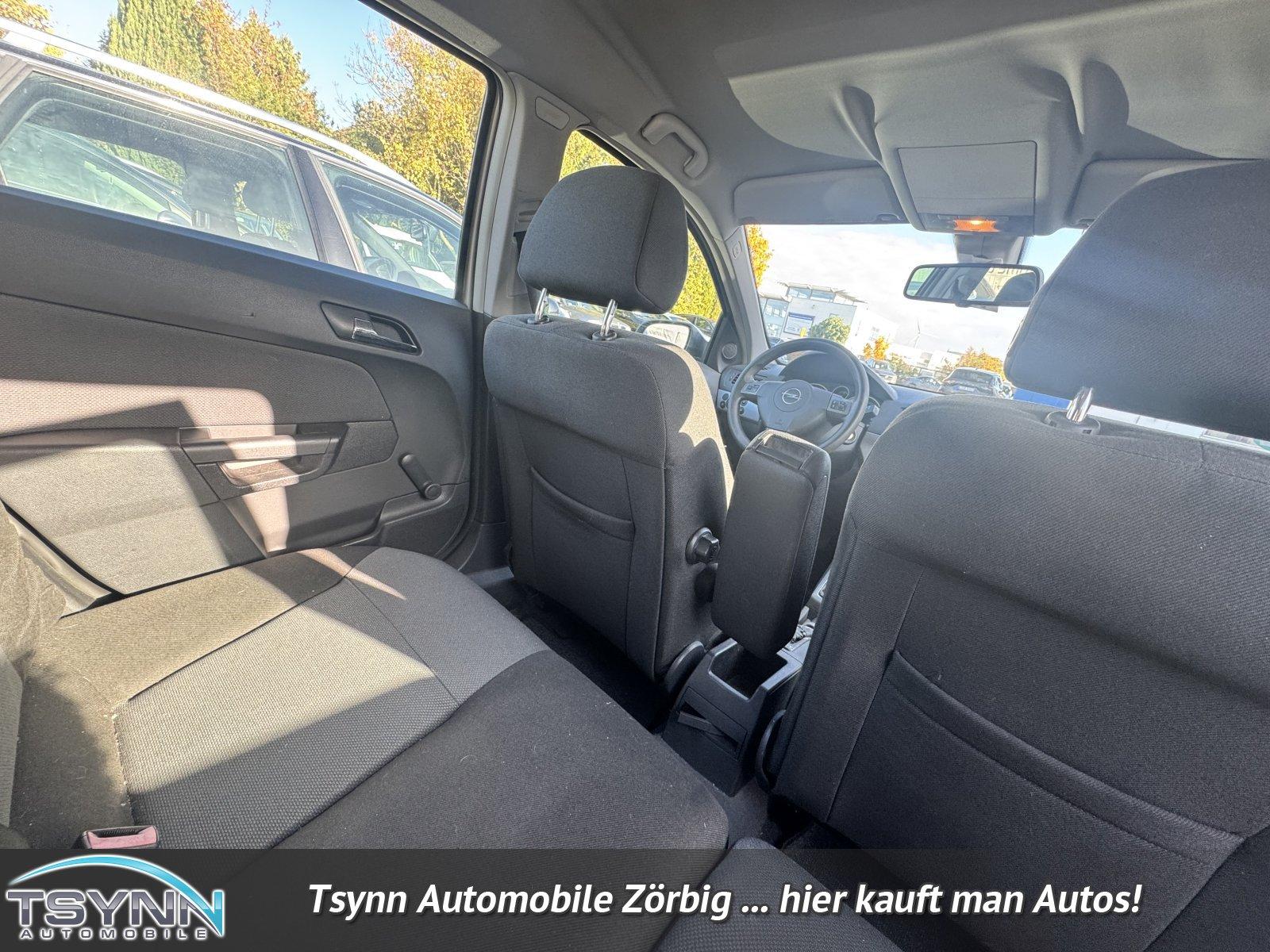 Opel Astra 2004 — photo 13