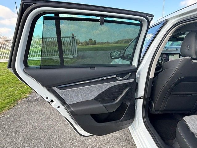 Octavia Combi 2.0 TDI Tour AHK MATRIX