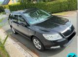 Skoda Octavia Combi 1.6 TDI Family - Skoda Octavia aus 2012 mit Diesel-Antrieb: Kombi, 1.6