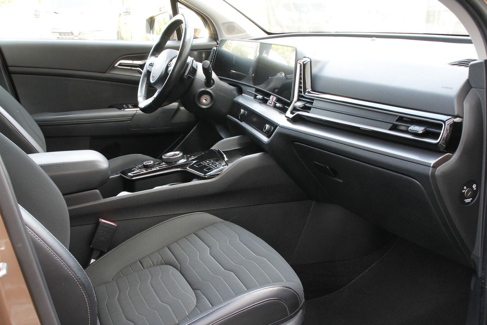 Fahrzeugabbildung Kia Sportage 1.6 T-GDI Mild-Hybrid Vision 4WD