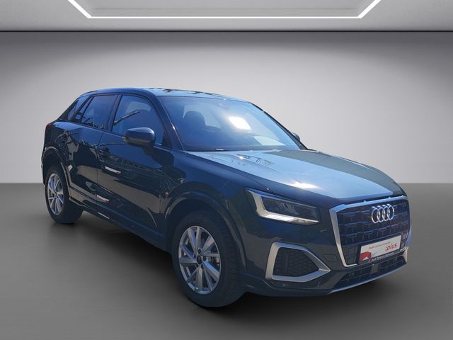 Q2 35 1.5 TFSI advanced S-tronic SHZ AHK LED