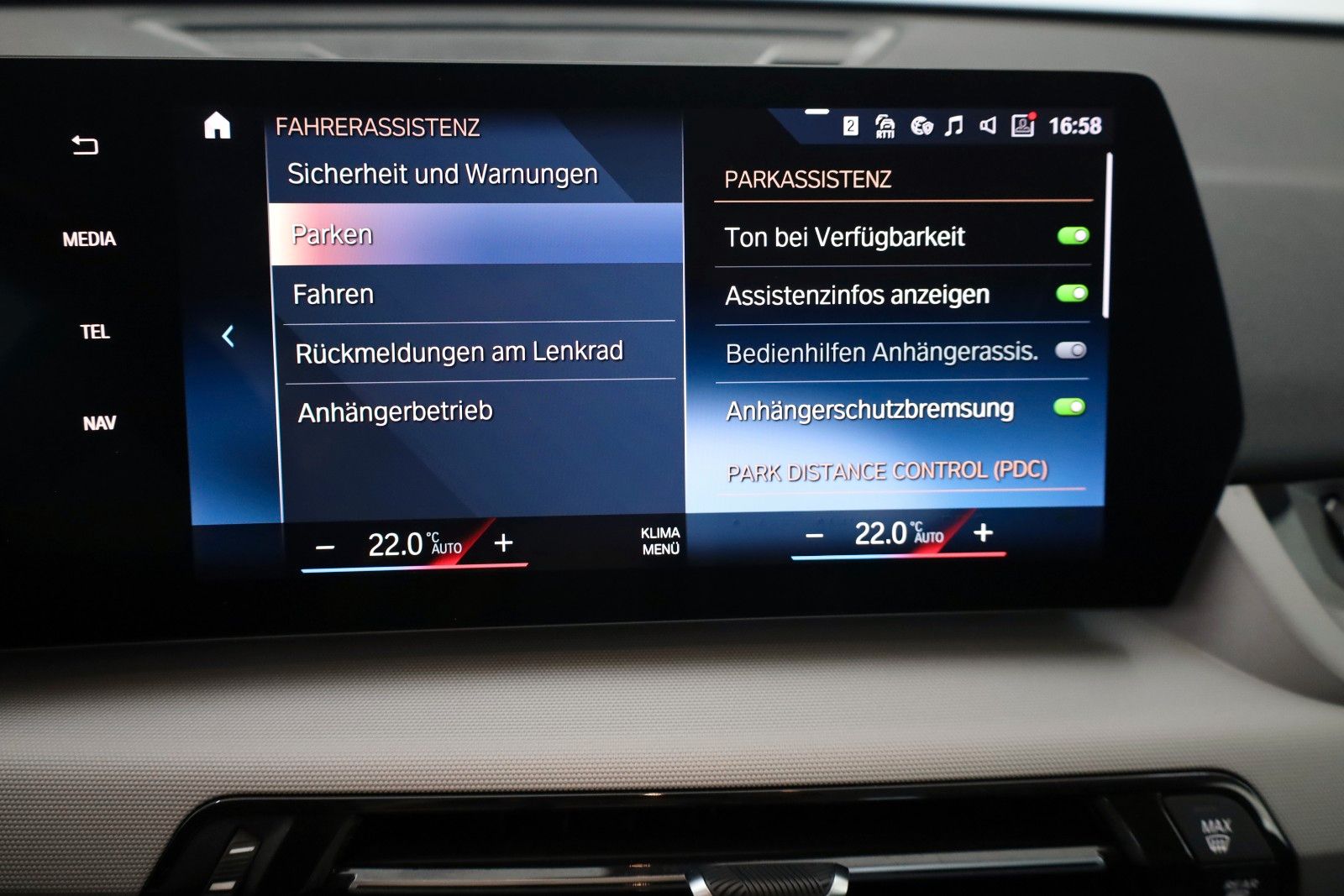 Fahrzeugabbildung BMW X1 25e xDrive Leder,Navi,LED,Kamera,ParkPak.,AHK