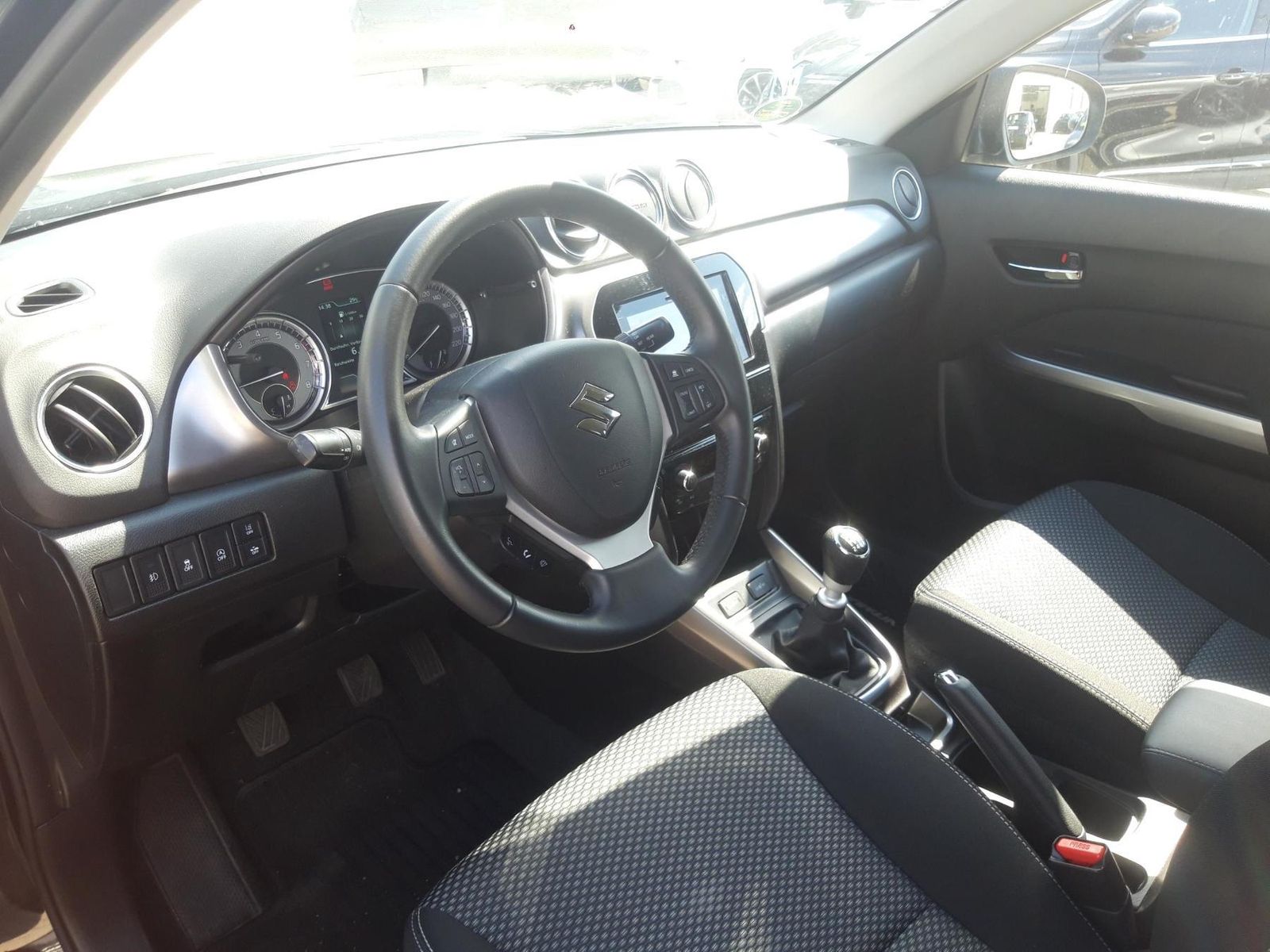 Suzuki Vitara - Bild 16