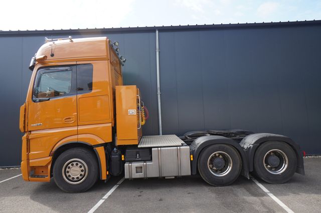 Mercedes-Benz ACTROS 6X4 3358 280.200KM TRK CLUTCH 120 TON RET