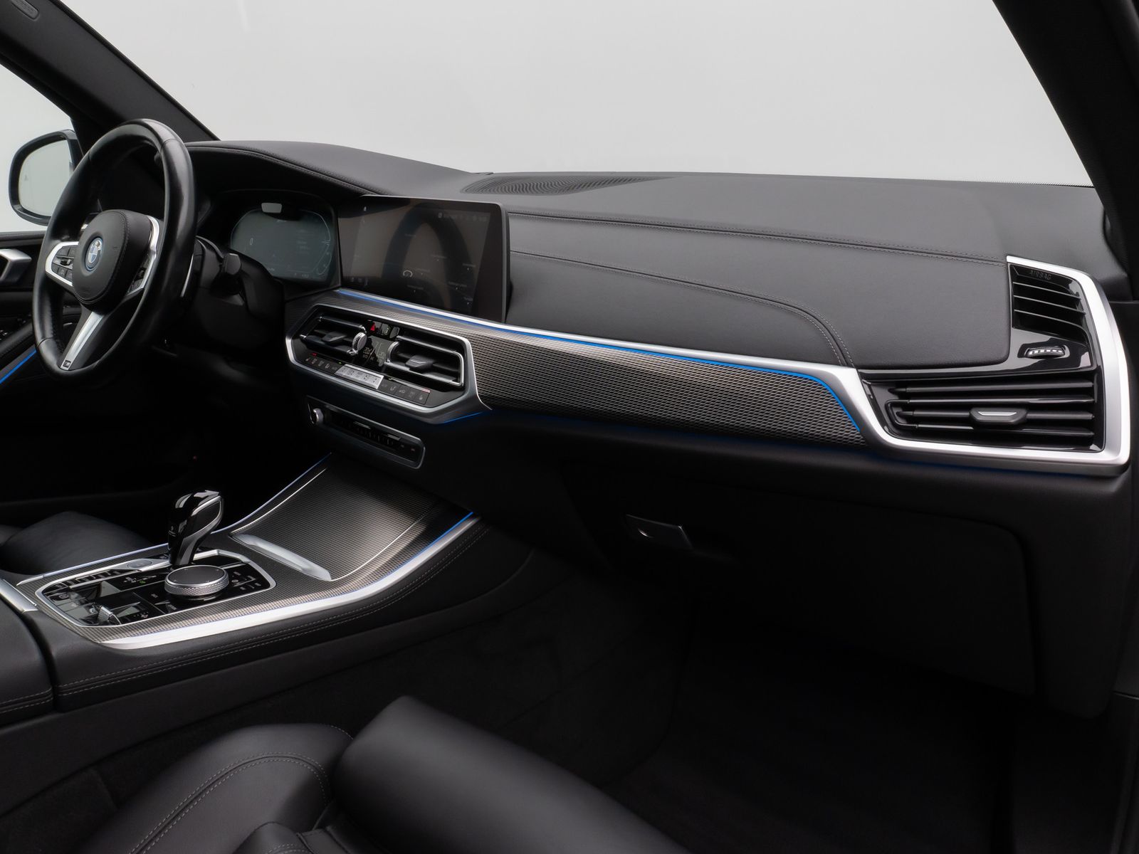 Fahrzeugabbildung BMW X5 xD45e M Sport 360° HUD DAB ACC AHK 20Zoll
