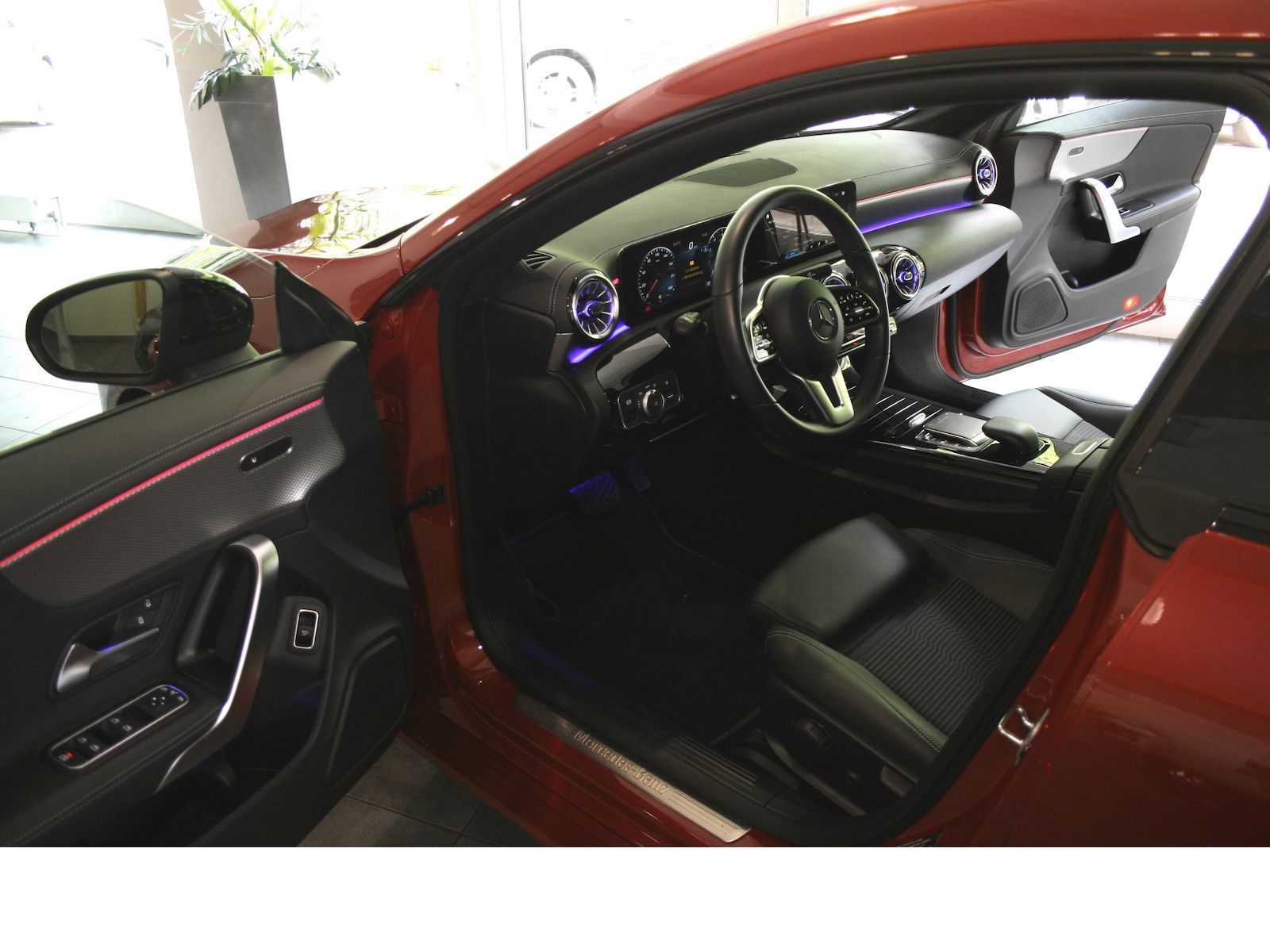 Fahrzeugabbildung Mercedes-Benz CLA 200 Progres. *Night-Paket*Totwinkel*Ambiente