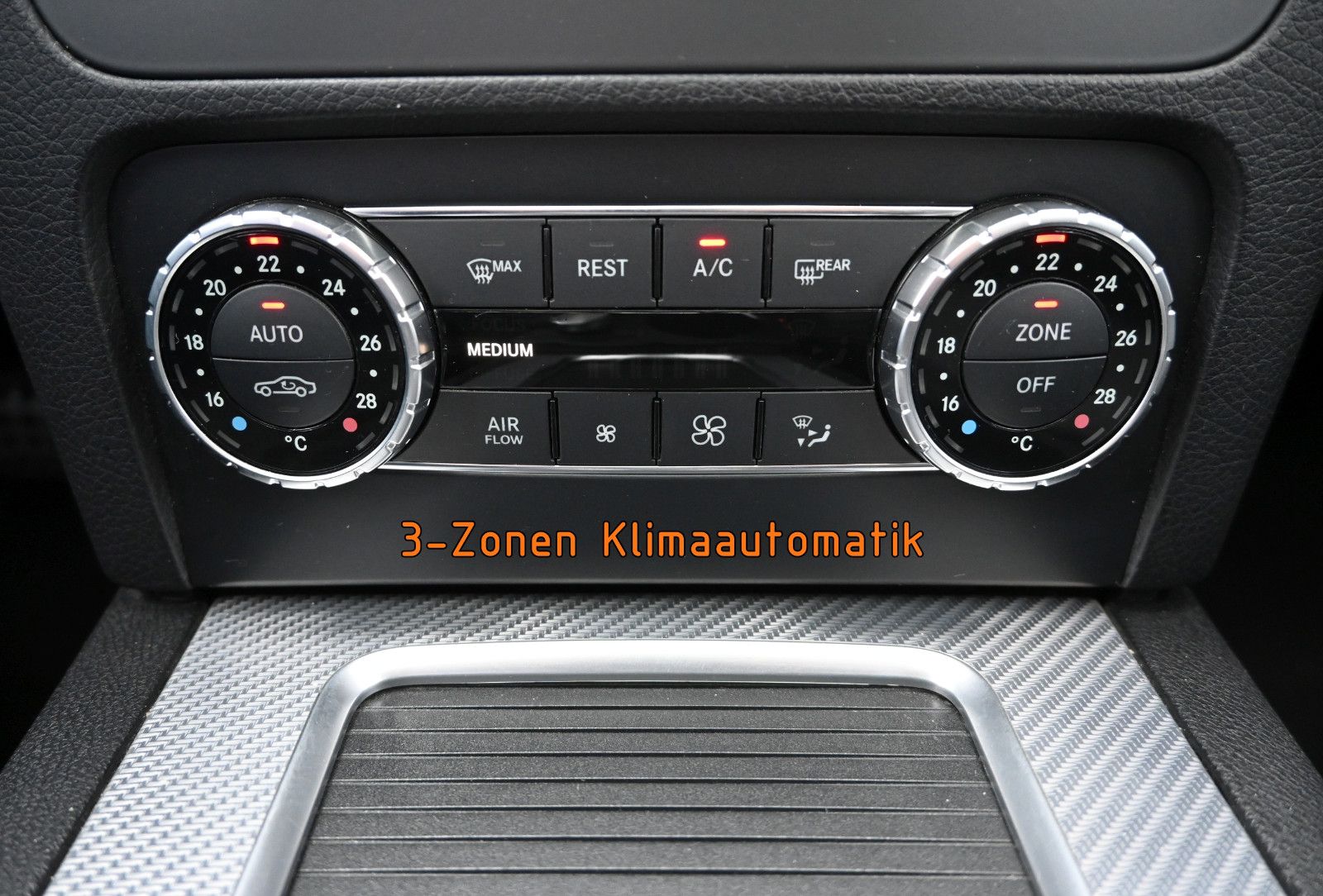 Fahrzeugabbildung Mercedes-Benz GLK 220 CDI 4MATIC 7G-Tr. AMG °AHK°PANO°KAMERA°