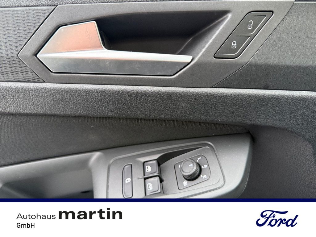 Fahrzeugabbildung Ford Tourneo Connect 1.5 Grand Titanium ACC KAMERA