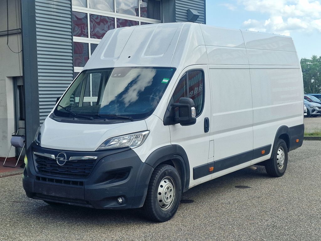 Opel Movano
