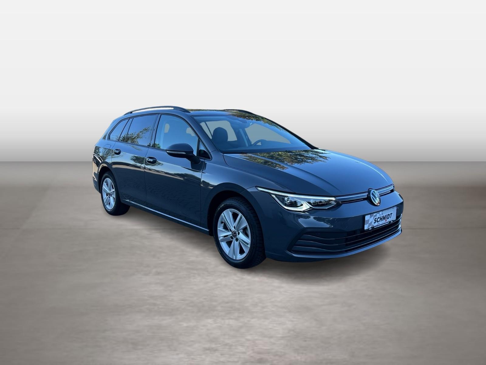 Volkswagen Golf VIII Variant 1.5 TSI Life MATRIX RFK NAVI
